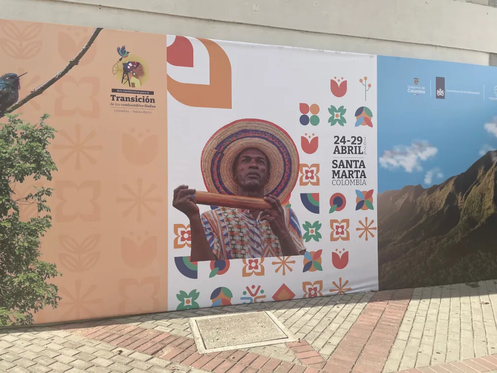 Columna de Gabriela Cabaña: Dejar atrás los fósiles
