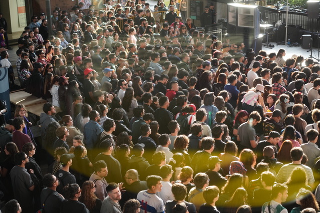Más de 7.000 personas fueron parte del Festival Ciudadano UNE